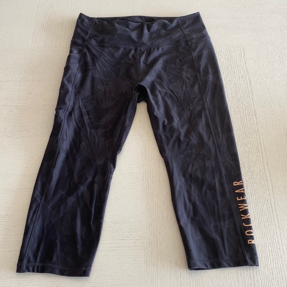 Rockwear Capri Leggings - Picture 2 of 8